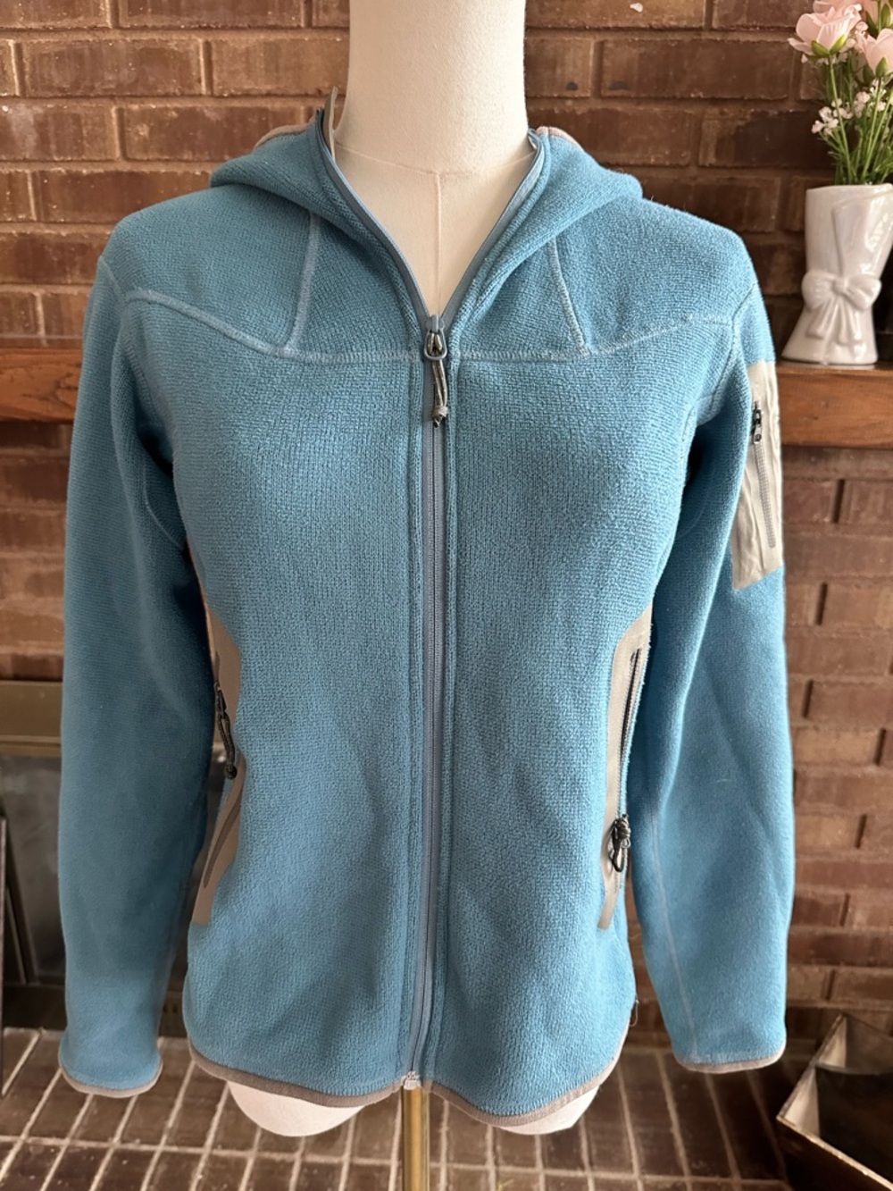 Vintage Arc'teryx Covert Hoody Full Zip Fleece Jacket Blue Made in Canada